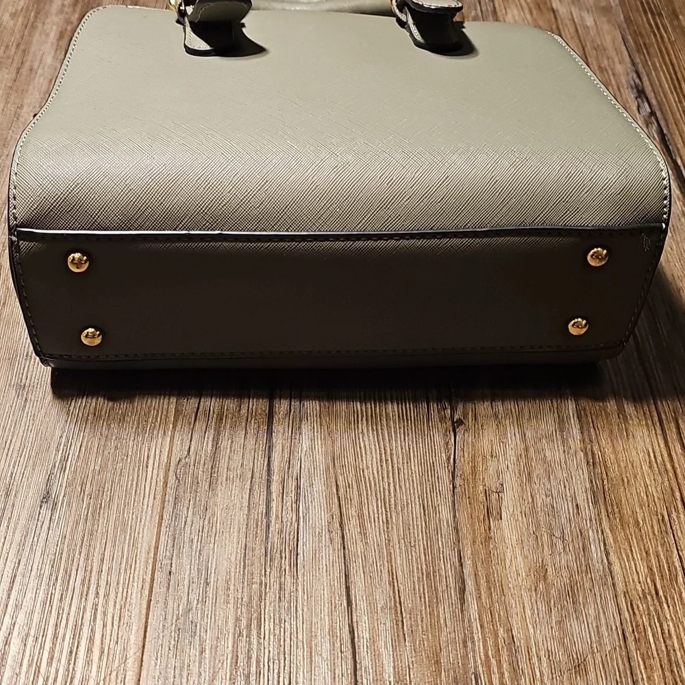 Tignanello Elegant Grey And Gold Faux Leather Handbag - Picture 4 of 5